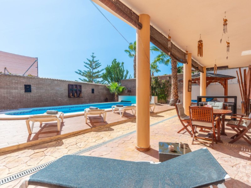 5 Bedrooms - Busot — 31/47