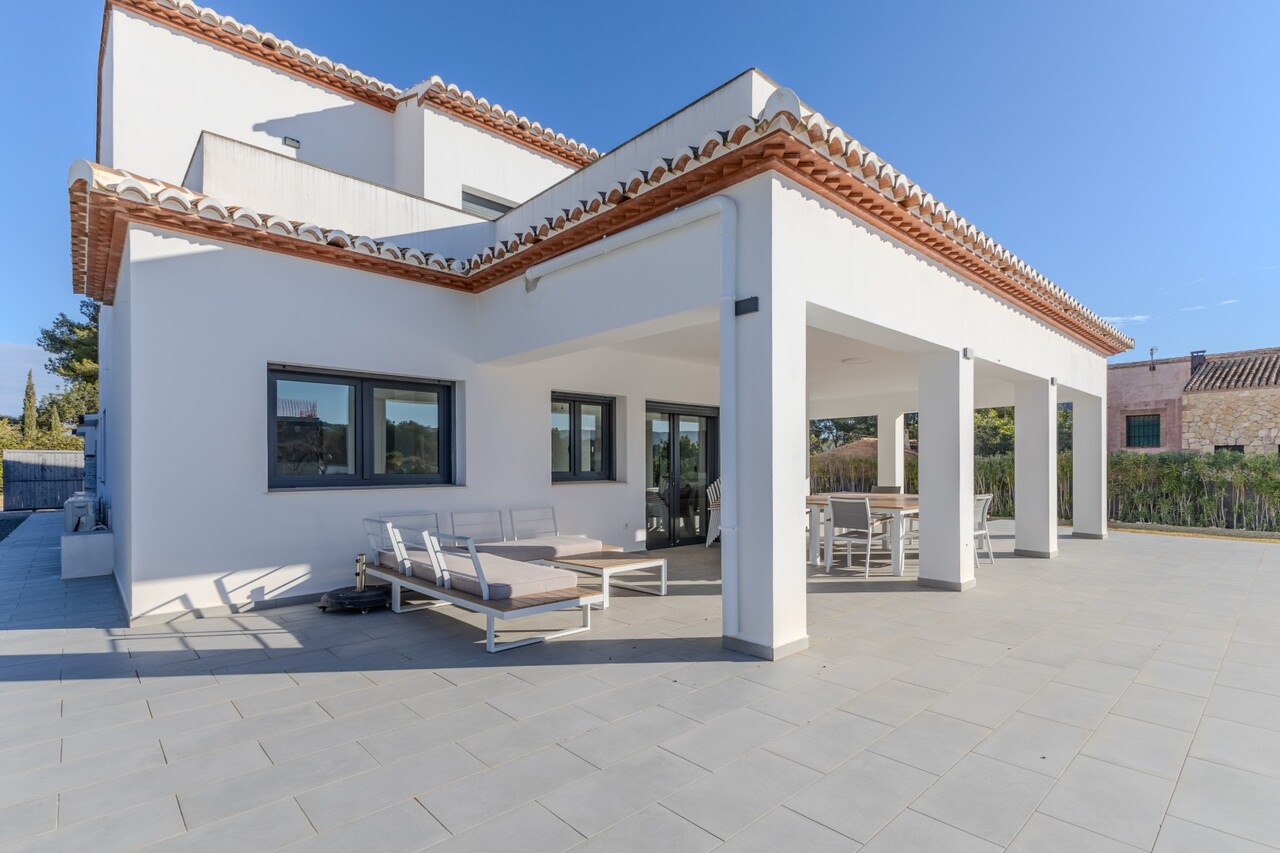 6 Bedrooms - Jávea — 9/50