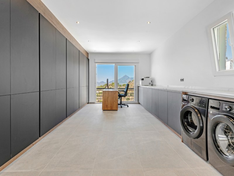 4 Bedrooms - Altea — 25/86