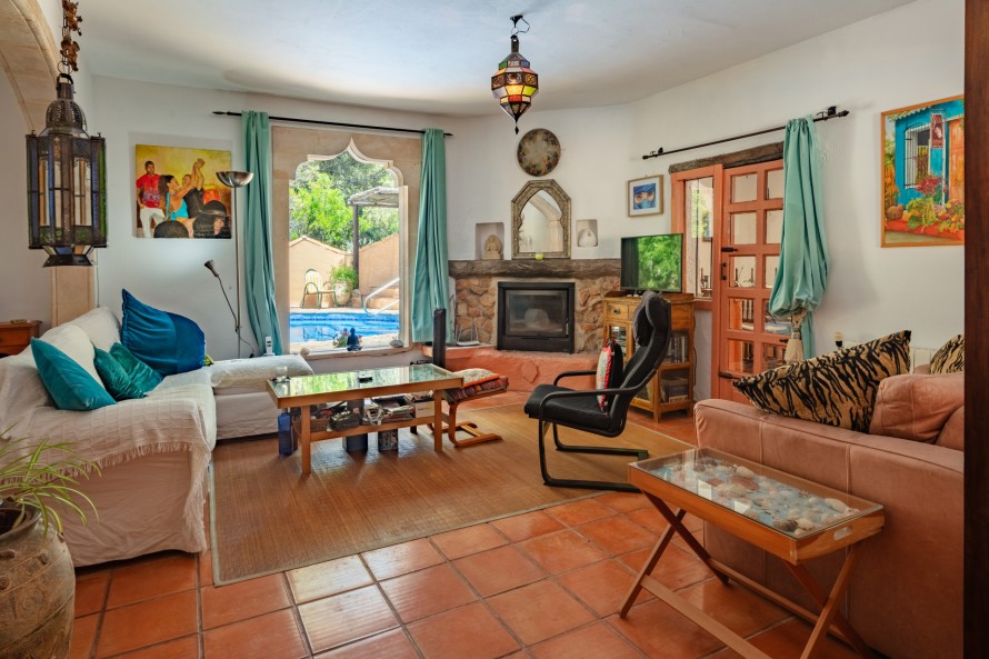 4 Bedrooms - — 5/36