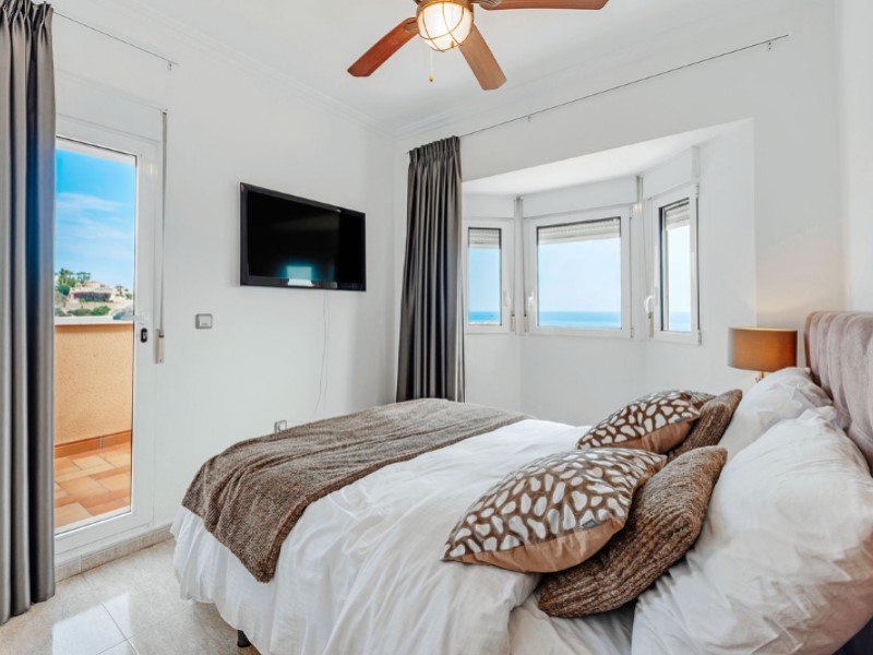 5 Bedrooms - El Campello — 27/76
