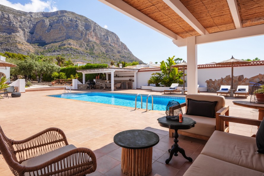 7 Bedrooms - — 26/47