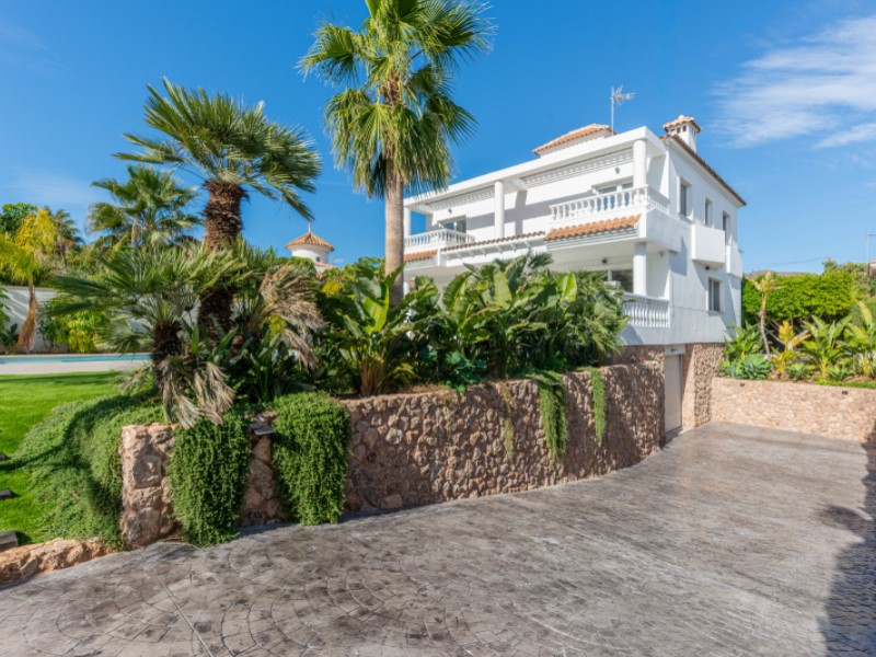 5 Bedrooms - El Campello — 12/55