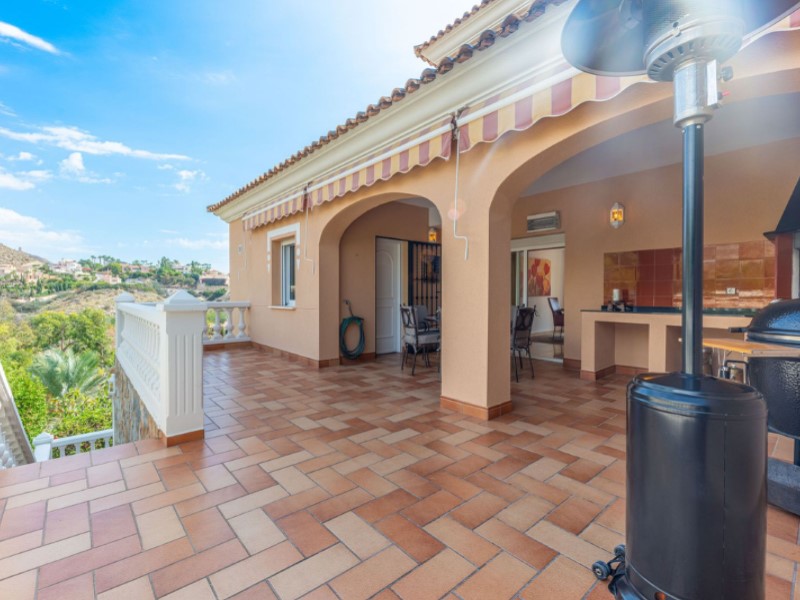 5 Bedrooms - El Campello — 75/76