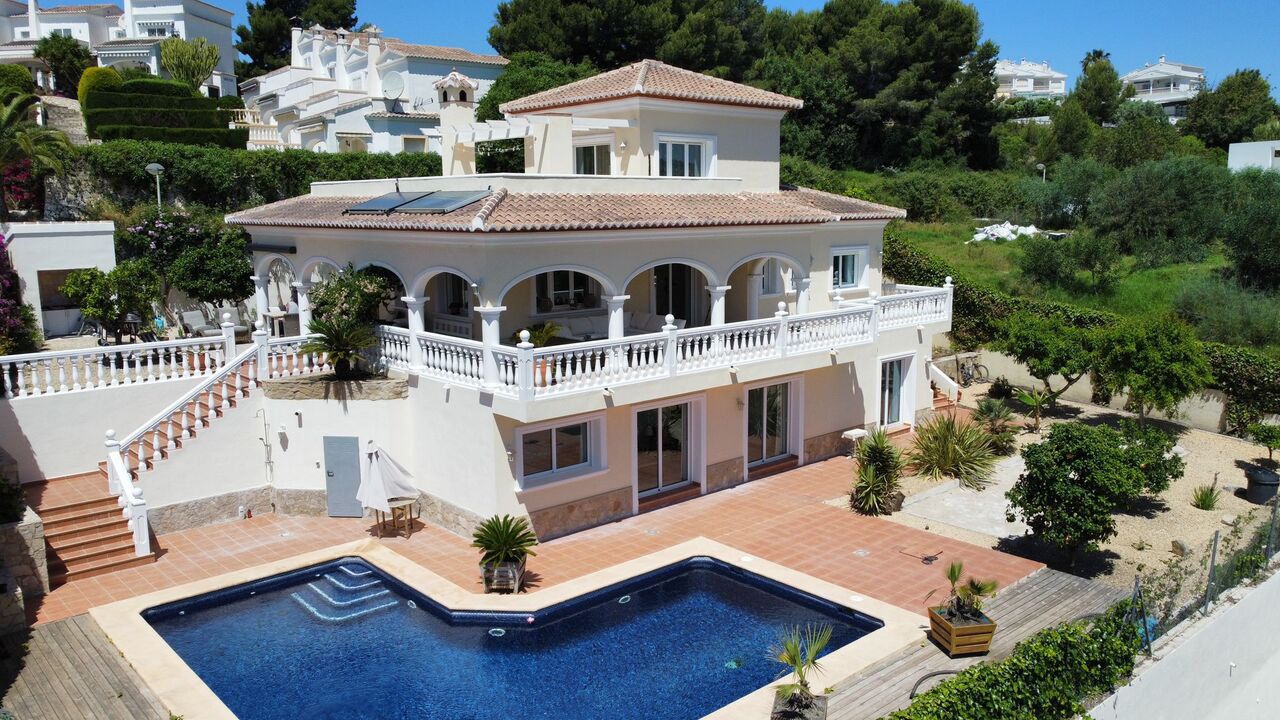 4 Bedrooms - Moraira — 44/45