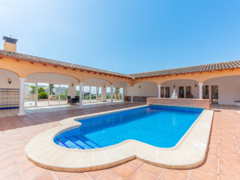 5 Bedrooms - Busot — 81/85