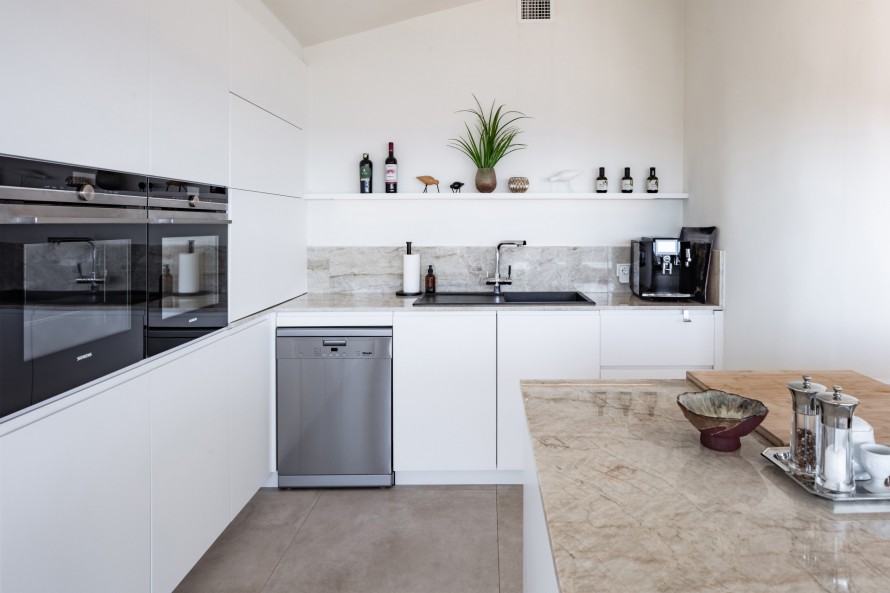 5 Bedrooms - — 16/50