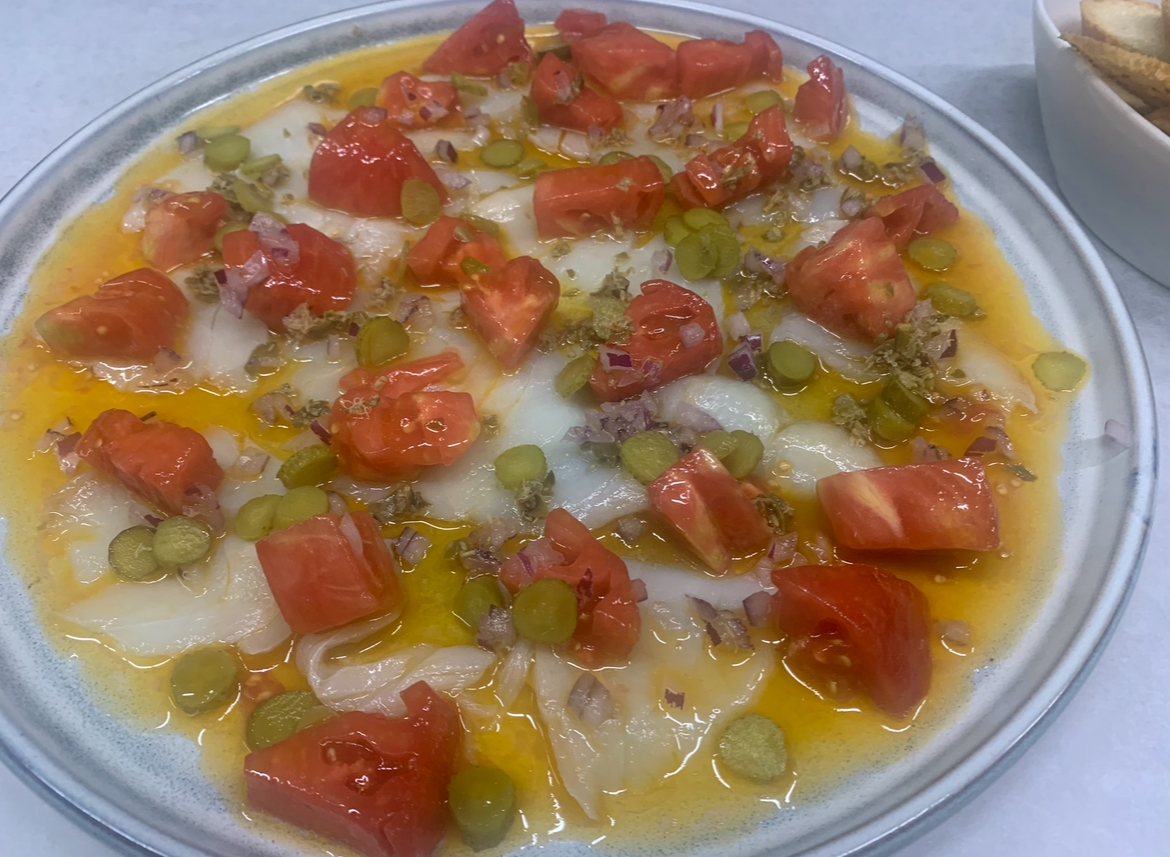 Cod carpaccio with tomato