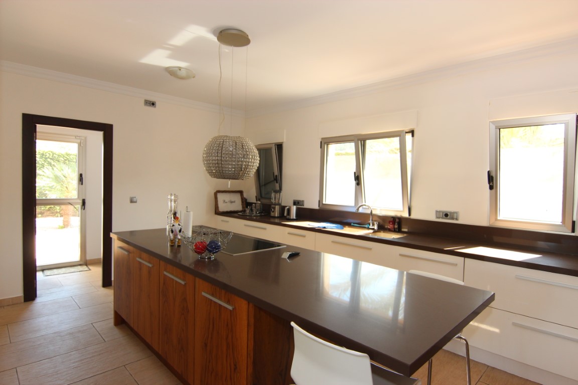 5 Bedrooms - Jávea — 9/37