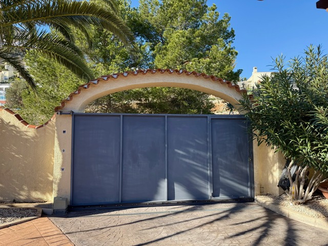5 Bedrooms - Benitachell — 35/40