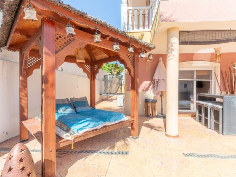 5 Bedrooms - Busot — 33/47