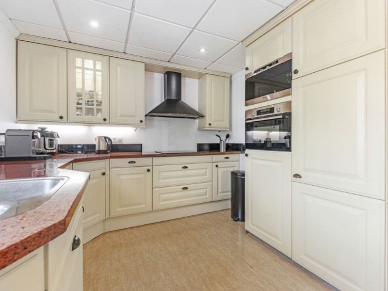 5 Bedrooms - El Campello — 16/76