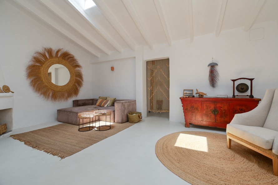 4 Bedrooms - — 6/43