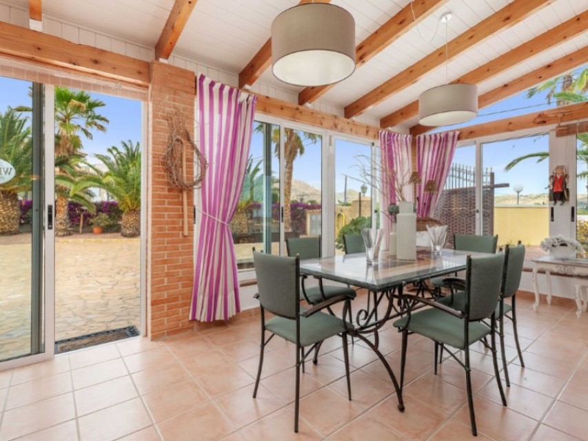 5 Bedrooms - Busot — 49/85