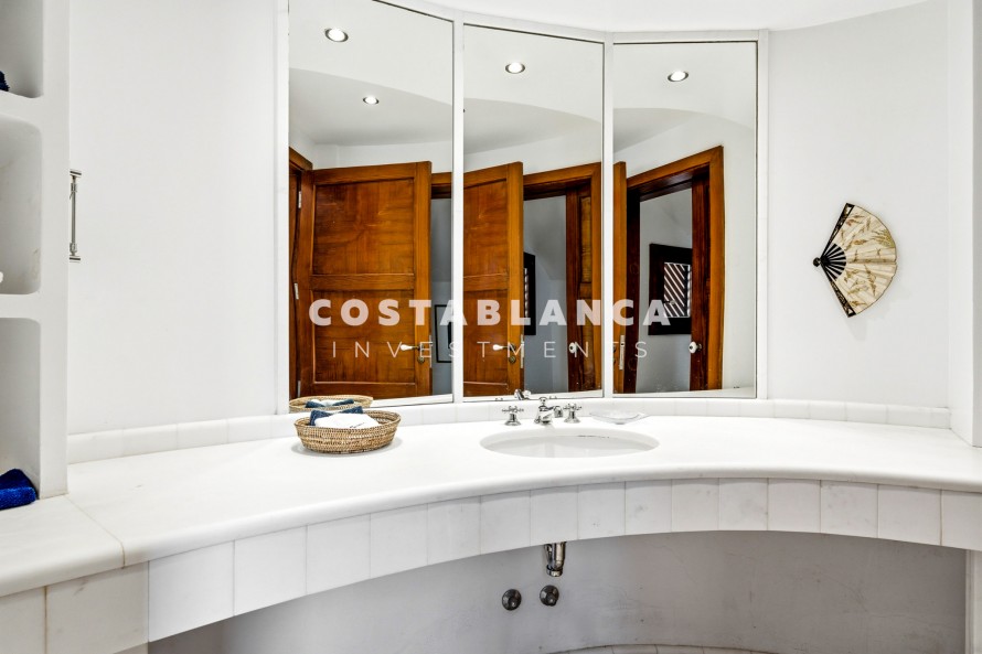 5 Dormitorios - Altea — 50/50