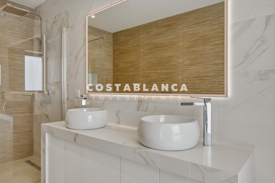 4 Dormitorios - Albir — 23/50