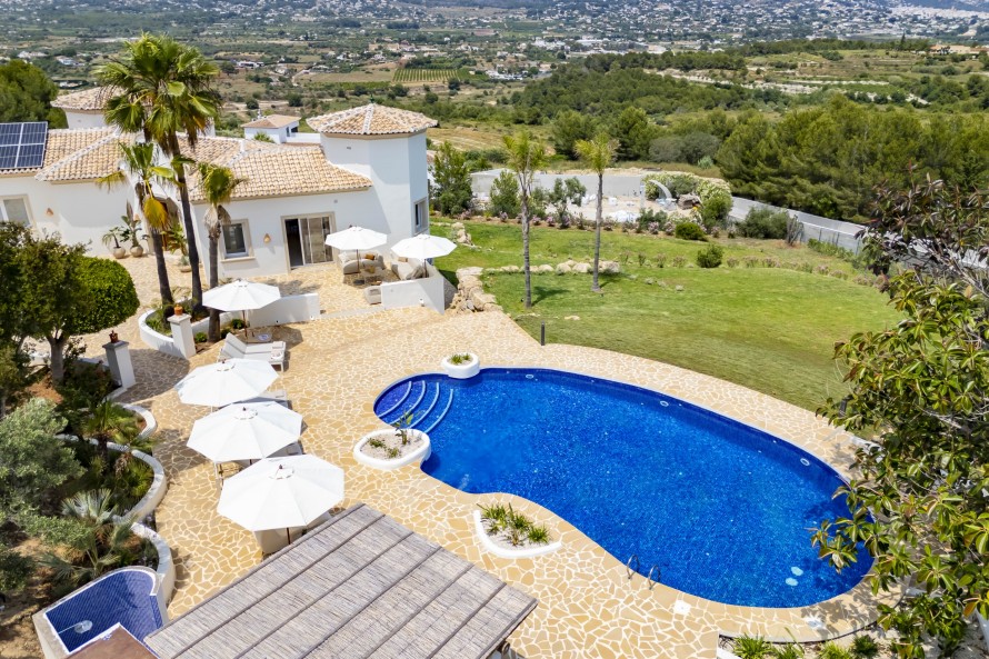 9 Dormitorios - Jávea / Xàbia — 88/105