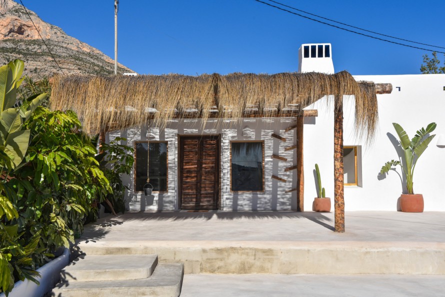 4 Bedrooms - — 31/43