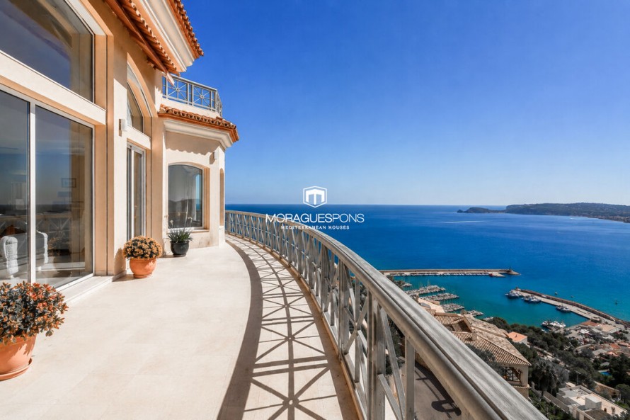 6 Bedrooms - Jávea — 10/39