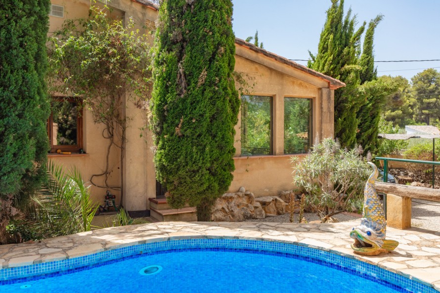 4 Bedrooms - — 19/36