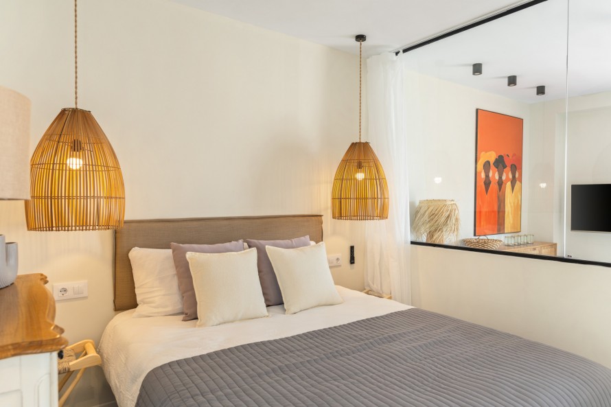 2 Chambres - — 11/29