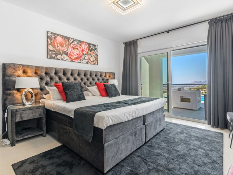 4 Bedrooms - Altea — 14/86