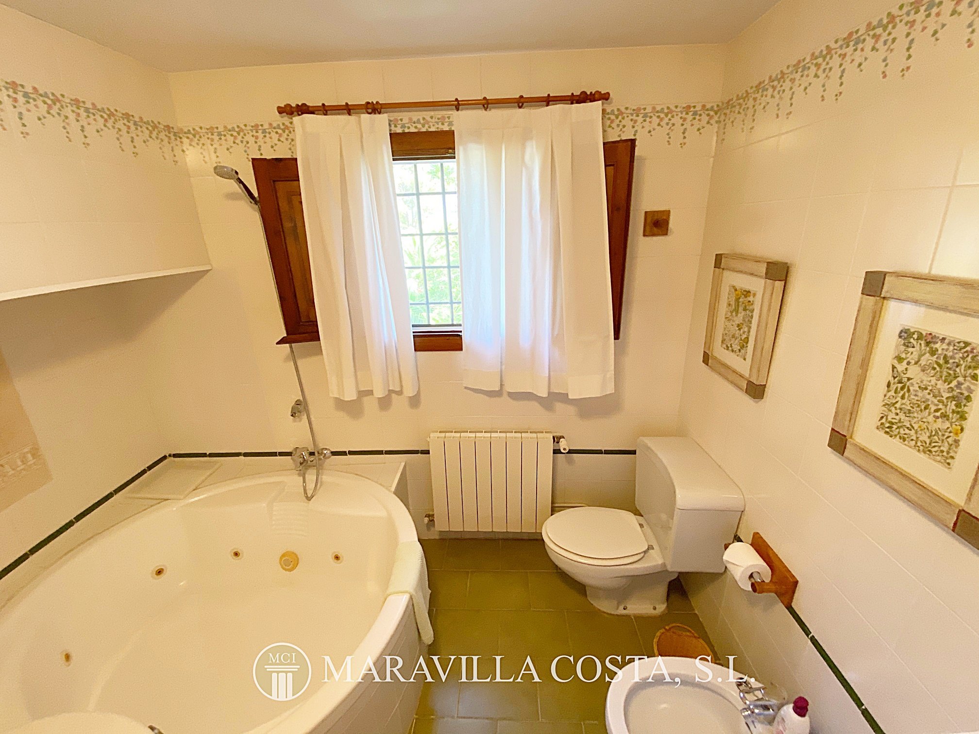 6 Bedrooms - Jávea — 26/50