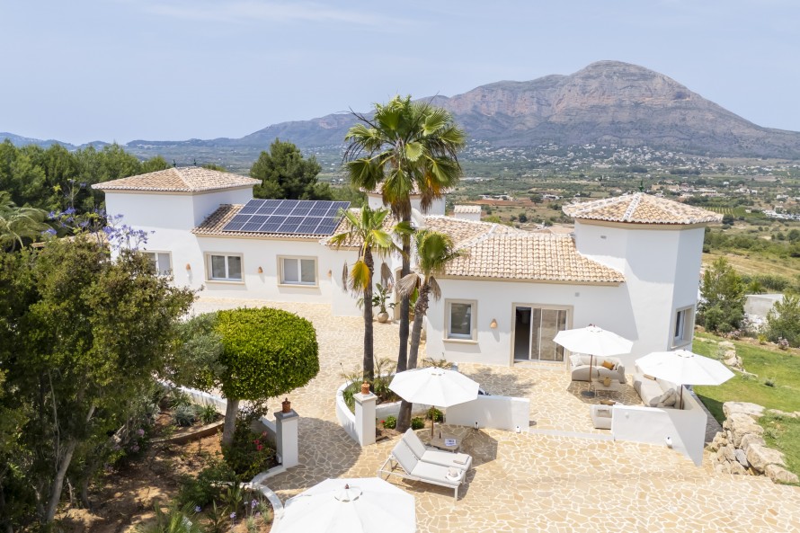 9 Dormitorios - Jávea / Xàbia — 95/105