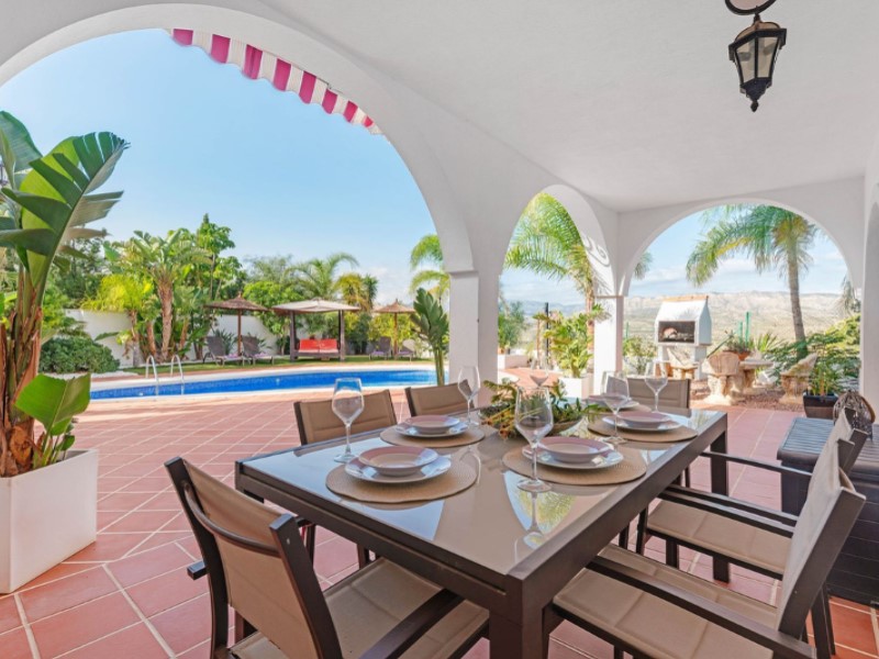 6 Bedrooms - Busot — 45/57