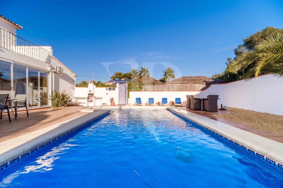 4 Bedrooms - Jávea — 9/37