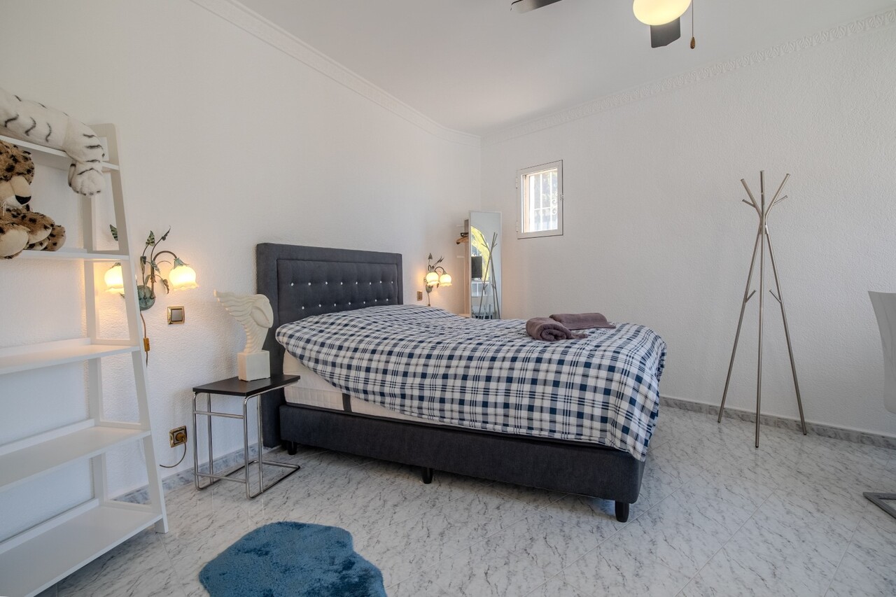 4 Bedrooms - Moraira — 3/50