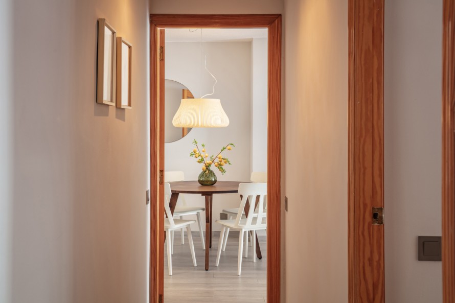 2 Bedrooms - — 21/21