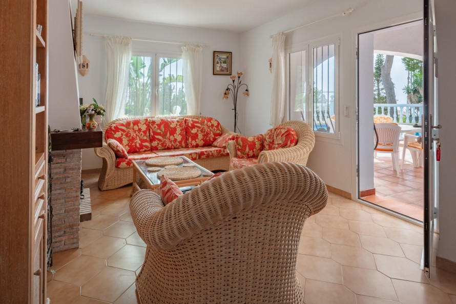2 Chambres - — 6/37