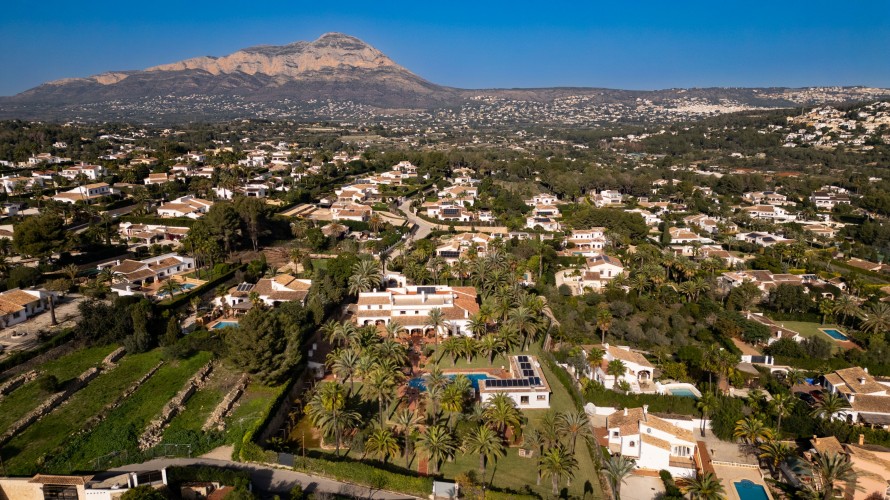 13 Dormitorios - Jávea / Xàbia — 10/70
