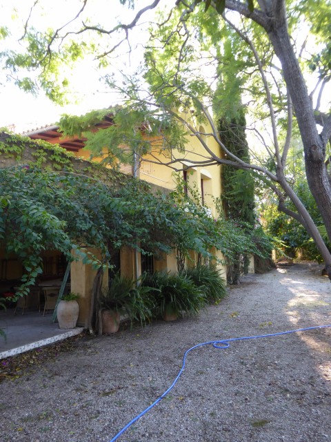 7 Bedrooms - — 5/29