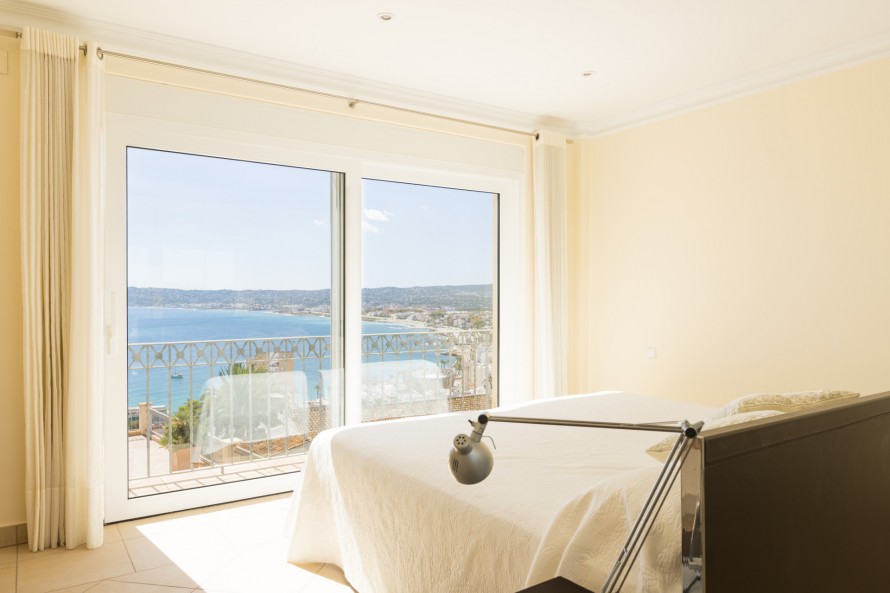 7 Bedrooms - — 19/29