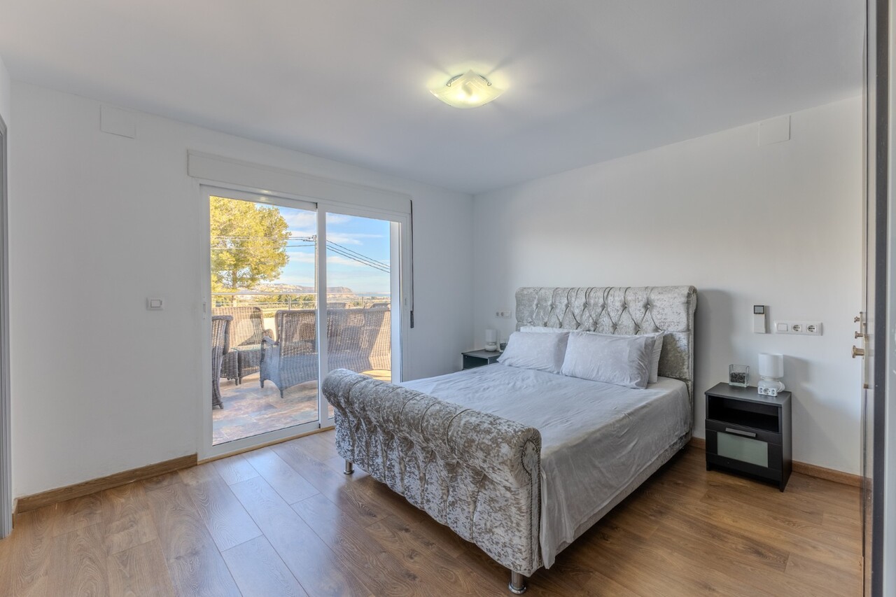 7 Bedrooms - Jávea — 4/50