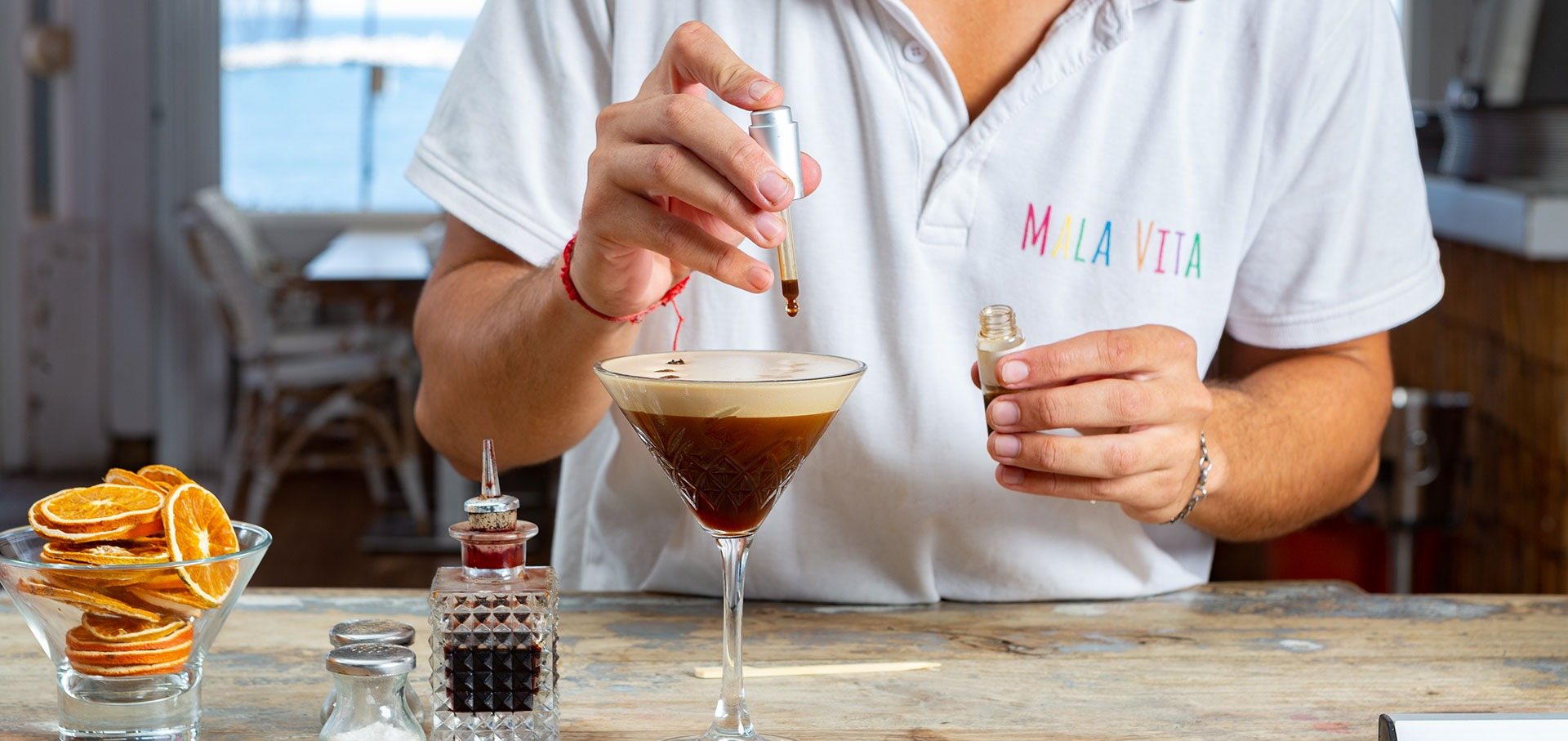 Cocktails au bar