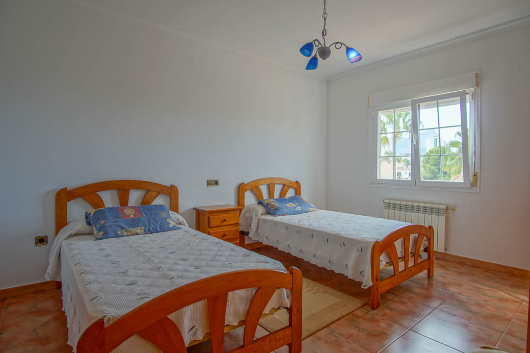 5 Bedrooms - Calpe — 25/50