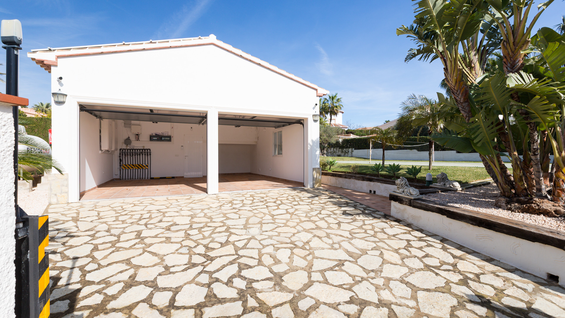 4 Bedrooms - Xàbia — 22/23