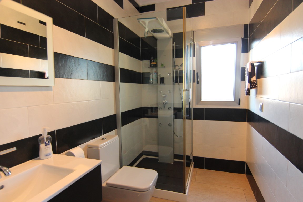 5 Bedrooms - Jávea — 20/37