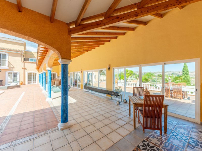 5 Bedrooms - Busot — 40/85
