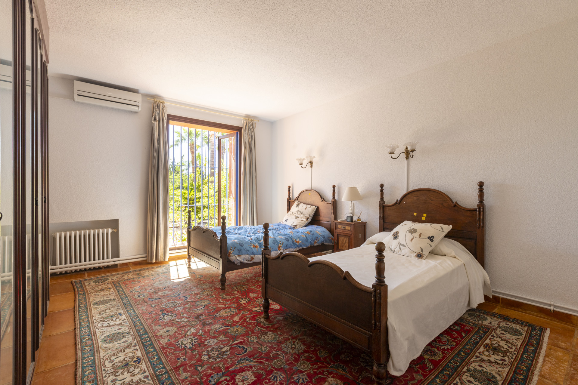 6 Bedrooms - Altea — 12/25