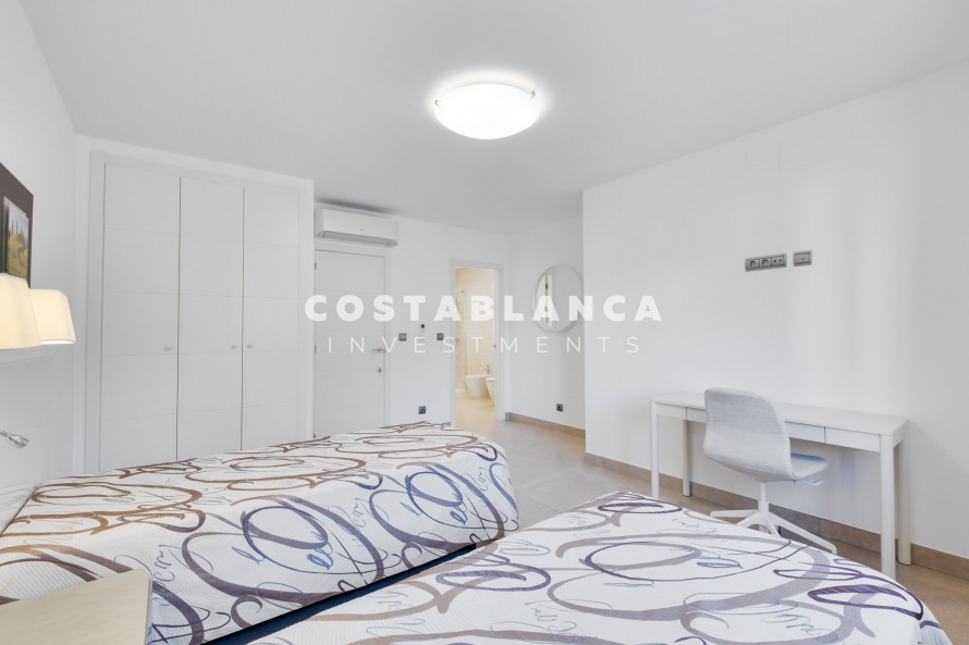 5 Dormitorios - Albir — 19/35