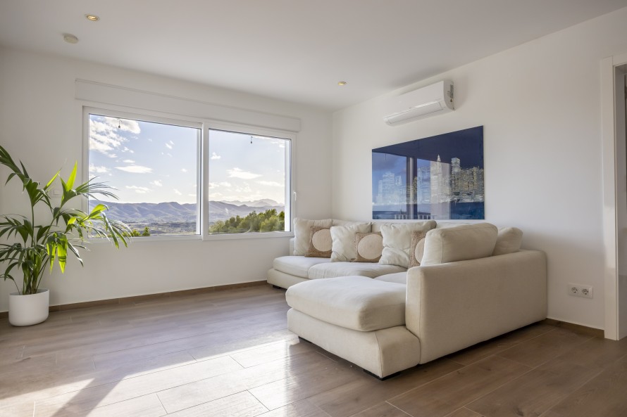 5 Dormitorios - Jávea / Xàbia — 24/87