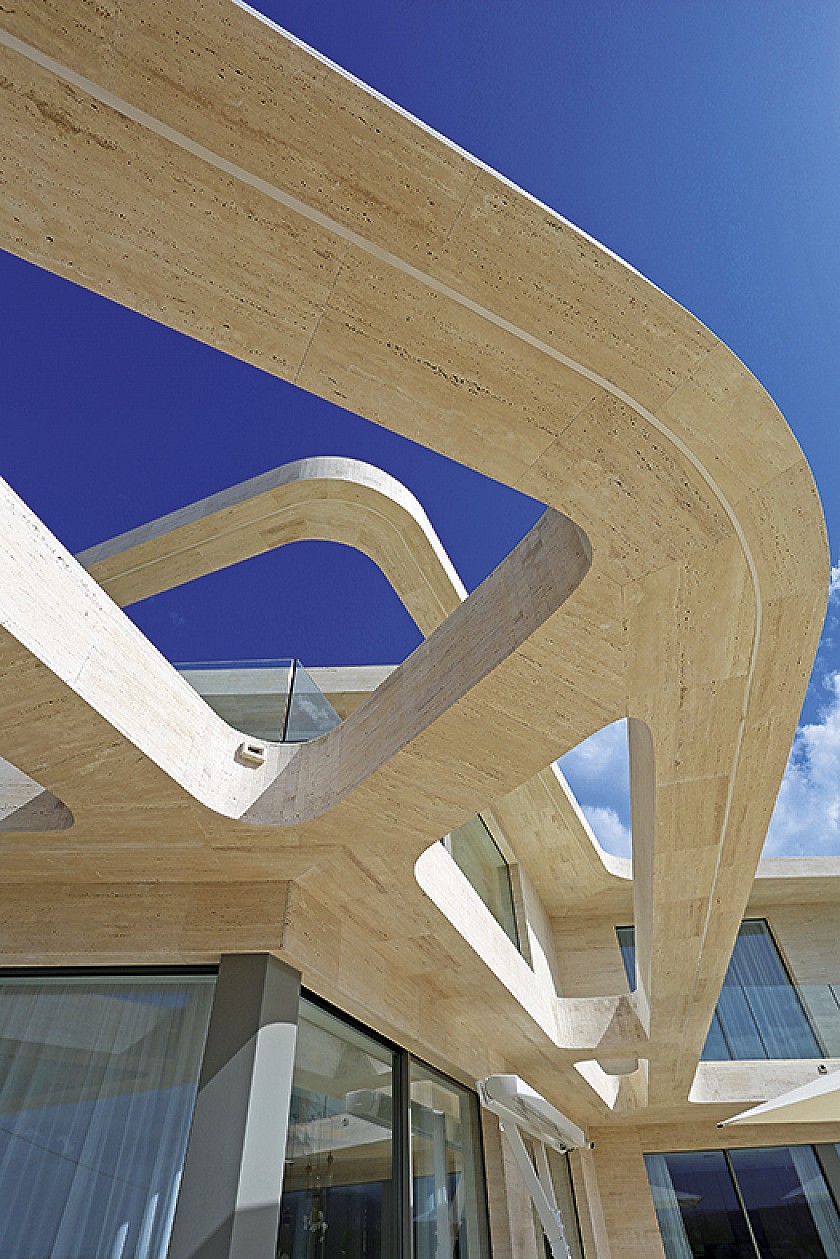 VILLA CASSIOPEE by MIRALBO LUXURY CONSTRUCTION