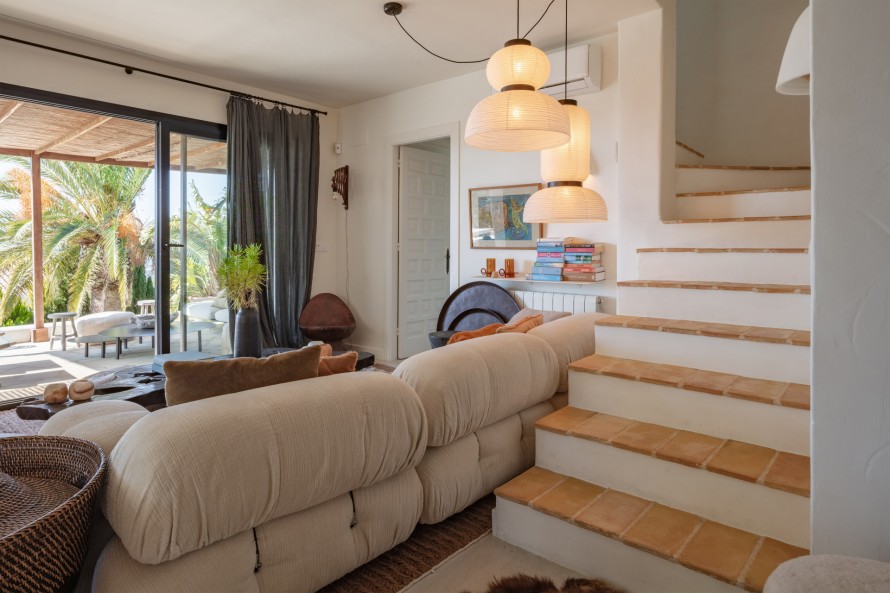 4 Bedrooms - — 13/50
