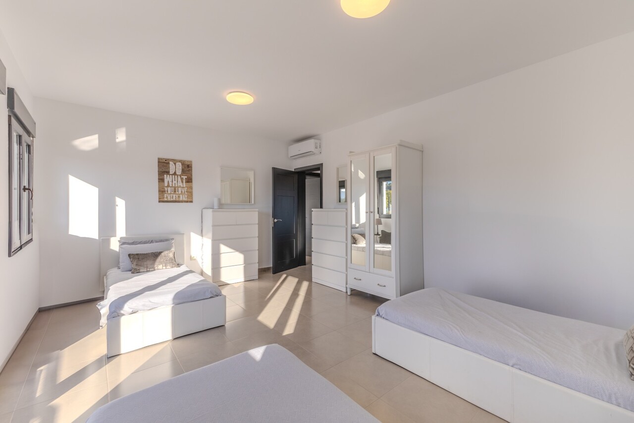 6 Bedrooms - Jávea — 29/50