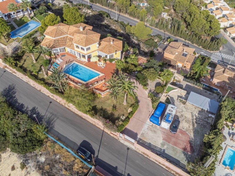 5 Bedrooms - El Campello — 4/56