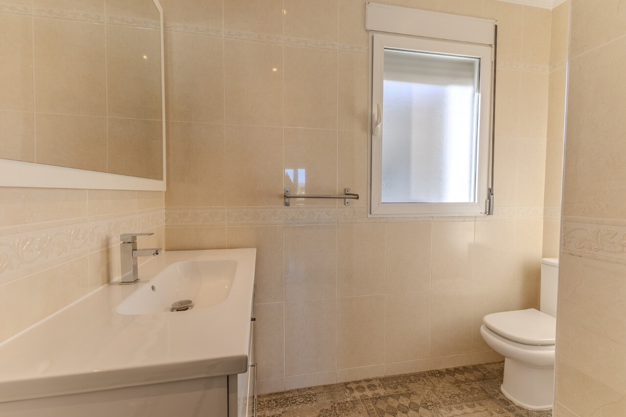 7 Bedrooms - Jávea — 22/50